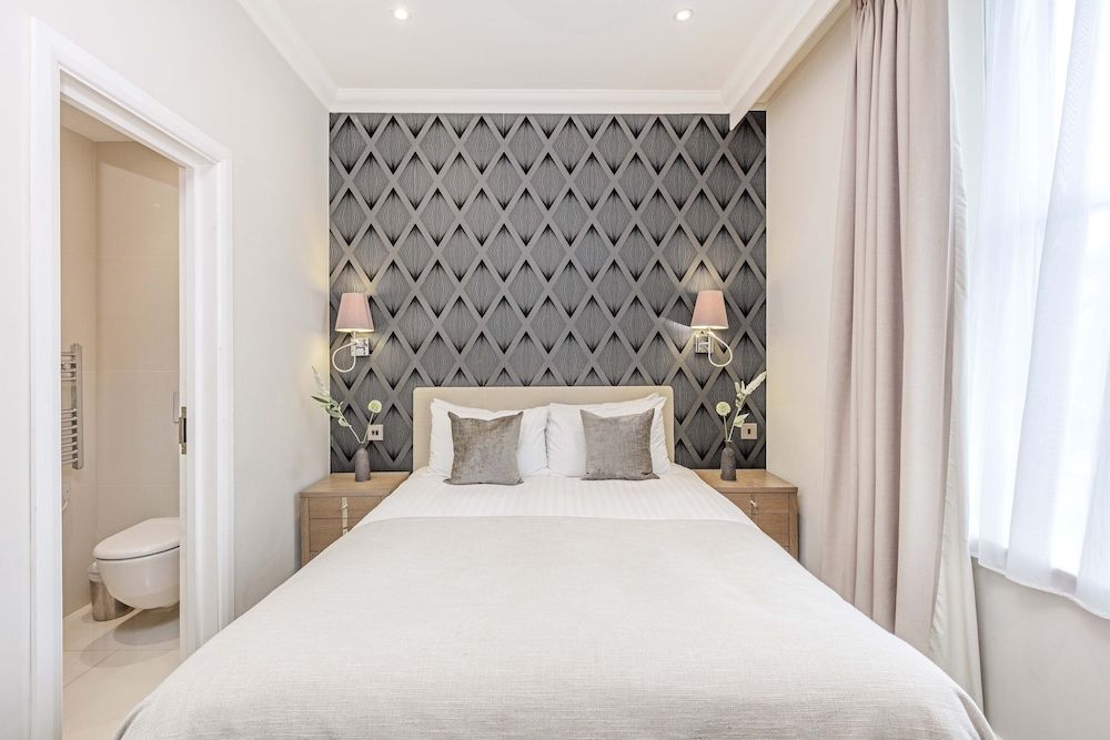 Ashburn Court Three Bedroom Deluxe 10