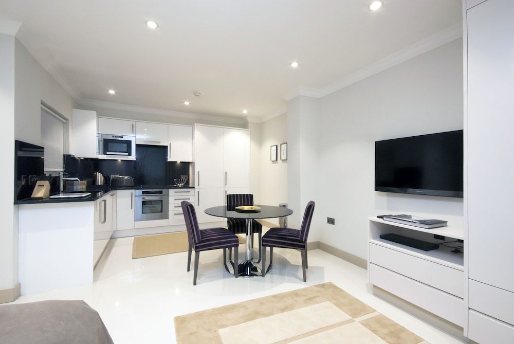 Claverley Court Studio Apartment 5
