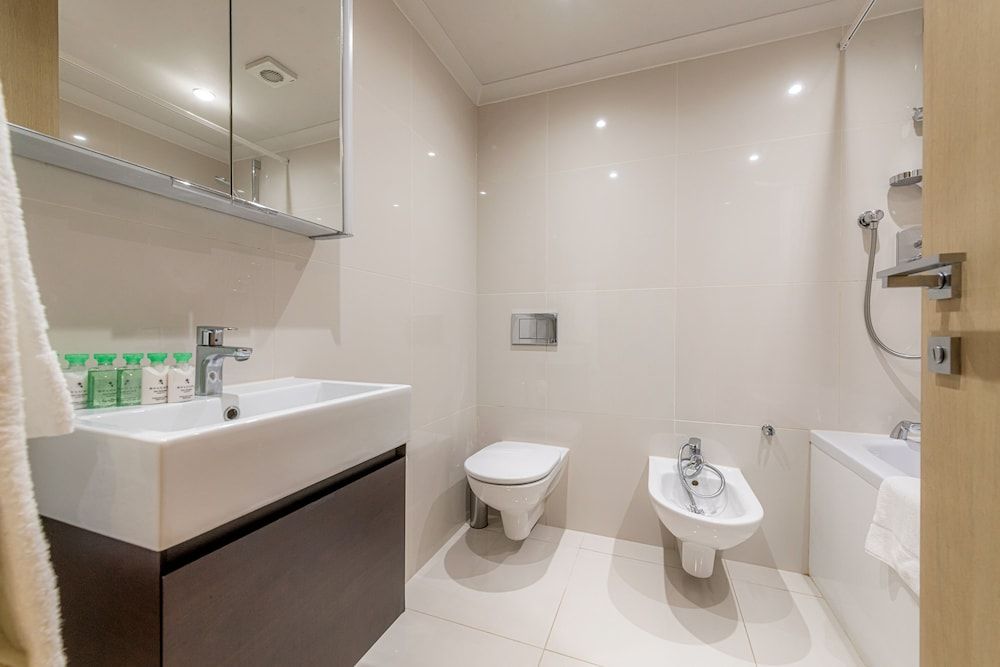 Claverley Court Executive Apartment, One Bedroom 7