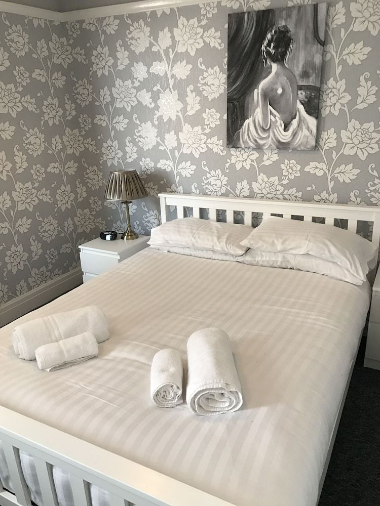 Queens Plaza Hotel Double Room 3