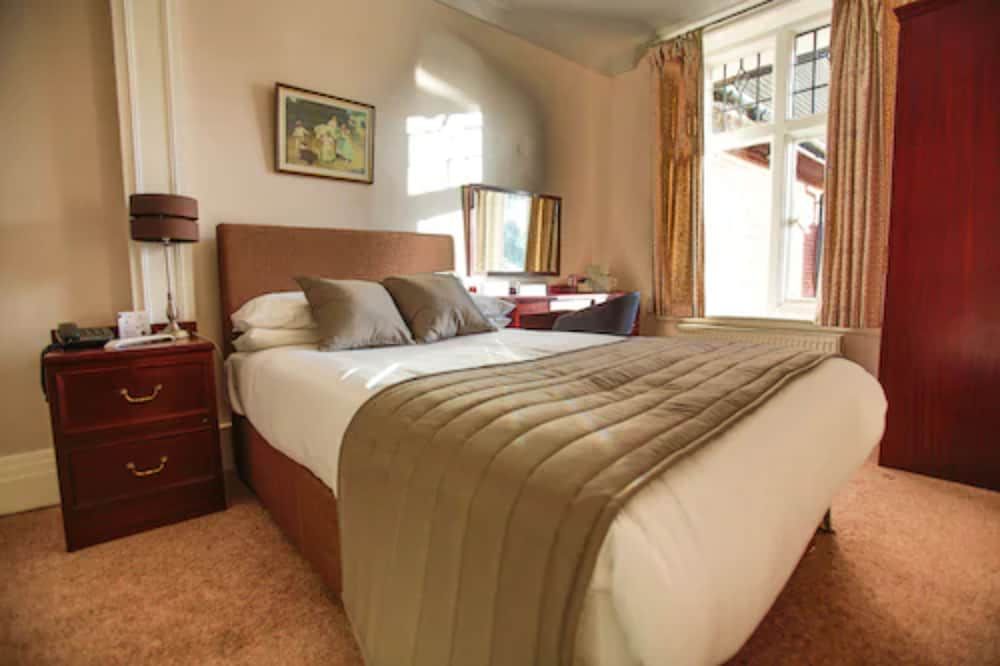 The Oaklands Hotel Economy Double Room, 1 Double Bed 4