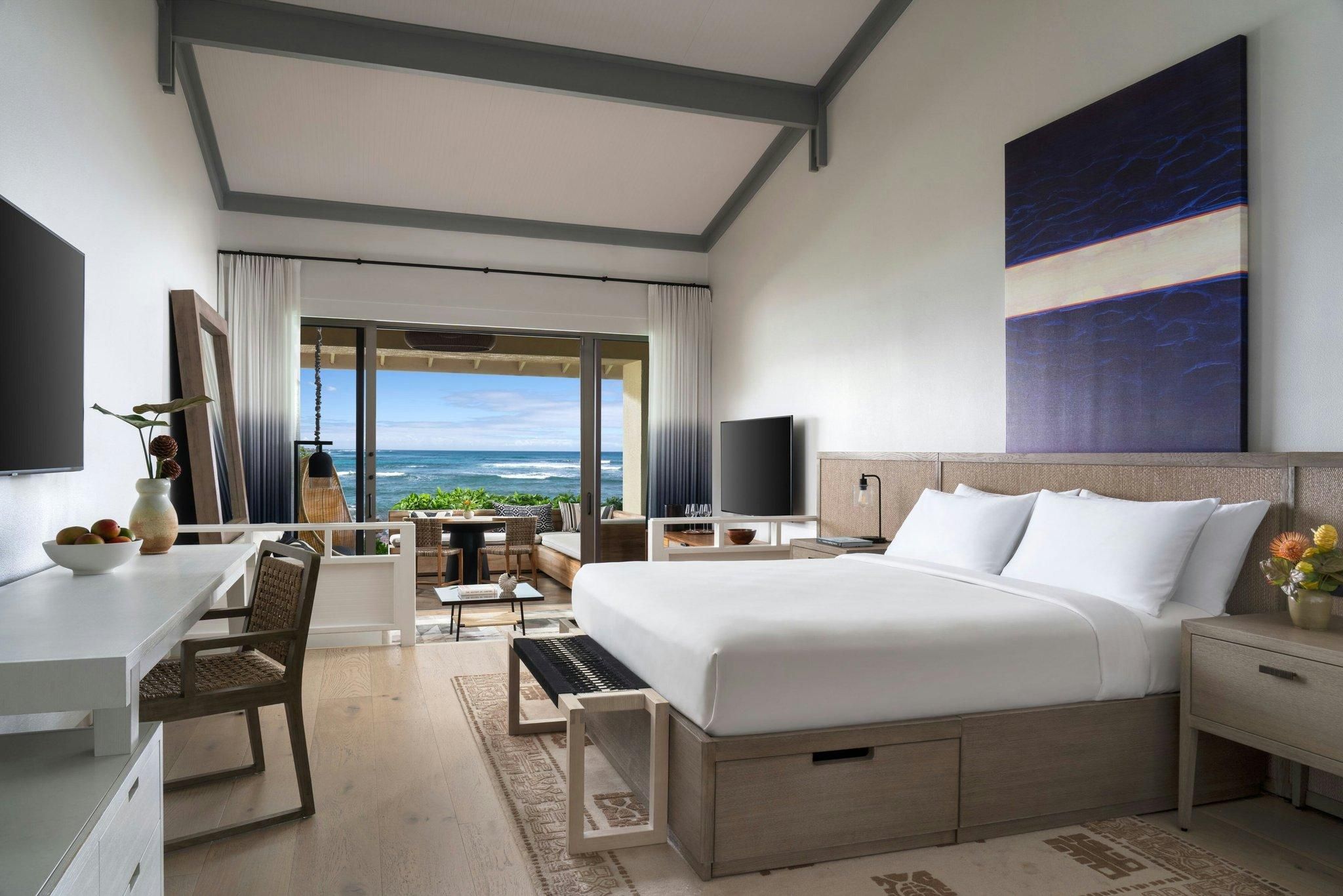 Ocean Front Bungalow, Bungalow, 1 King, Sofa Bed, Ocean Facing View, Ground Floor, Patio