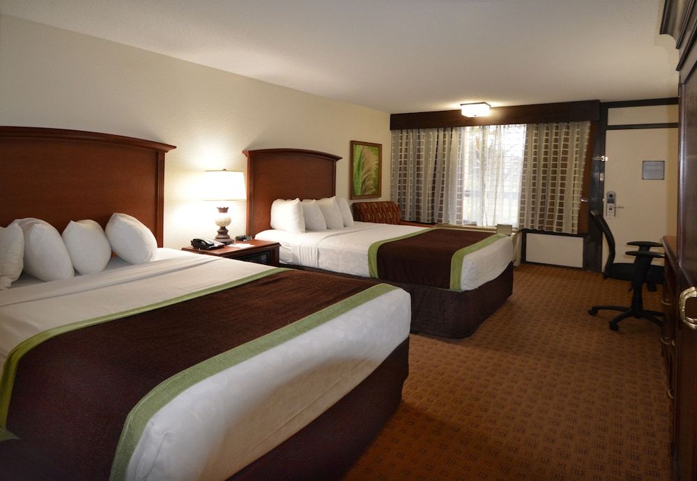 Rosen Inn Lake Buena Vista Deluxe Room, 2 Double Beds, Non Smoking 7