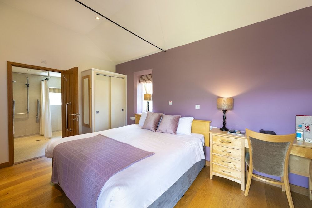The Red Lion Inn Double Room, Ensuite 5