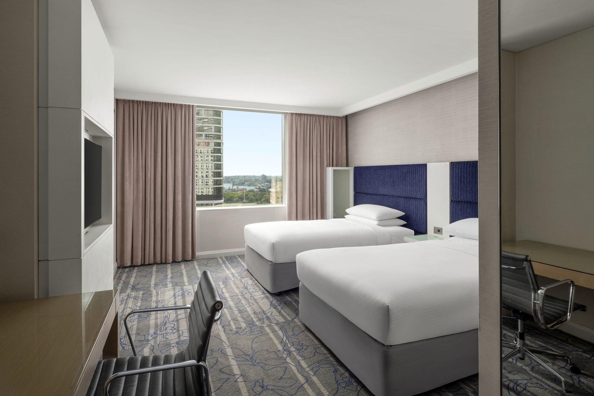 Club lounge access, Club Guest room, 2 Double, Opera House view