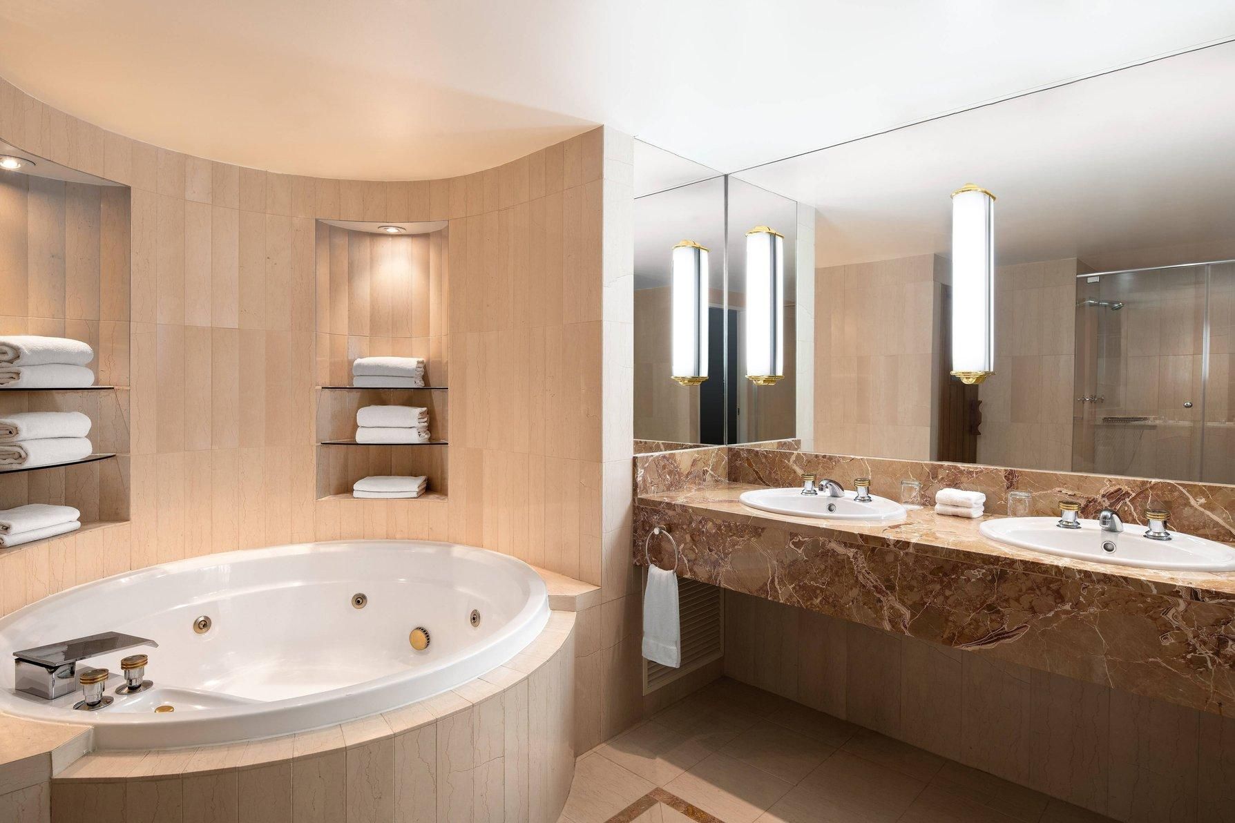 Club lounge access, 2 Bedroom Presidential Suite, Bedroom 1: 1 King, Bedroom 2: 2 Double