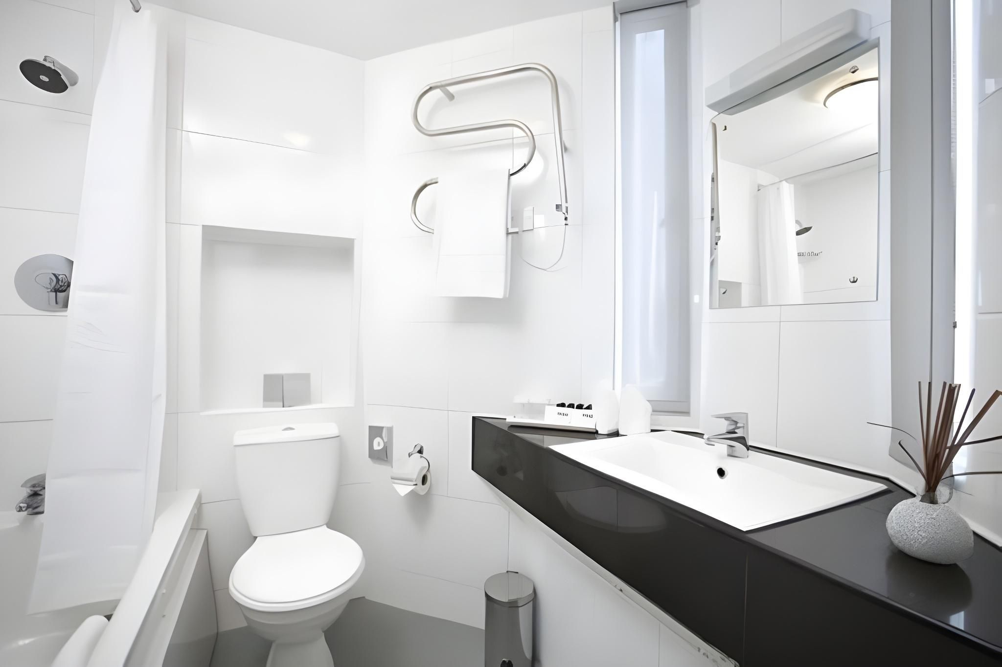 Thistle London Bloomsbury Park Standard Double 3