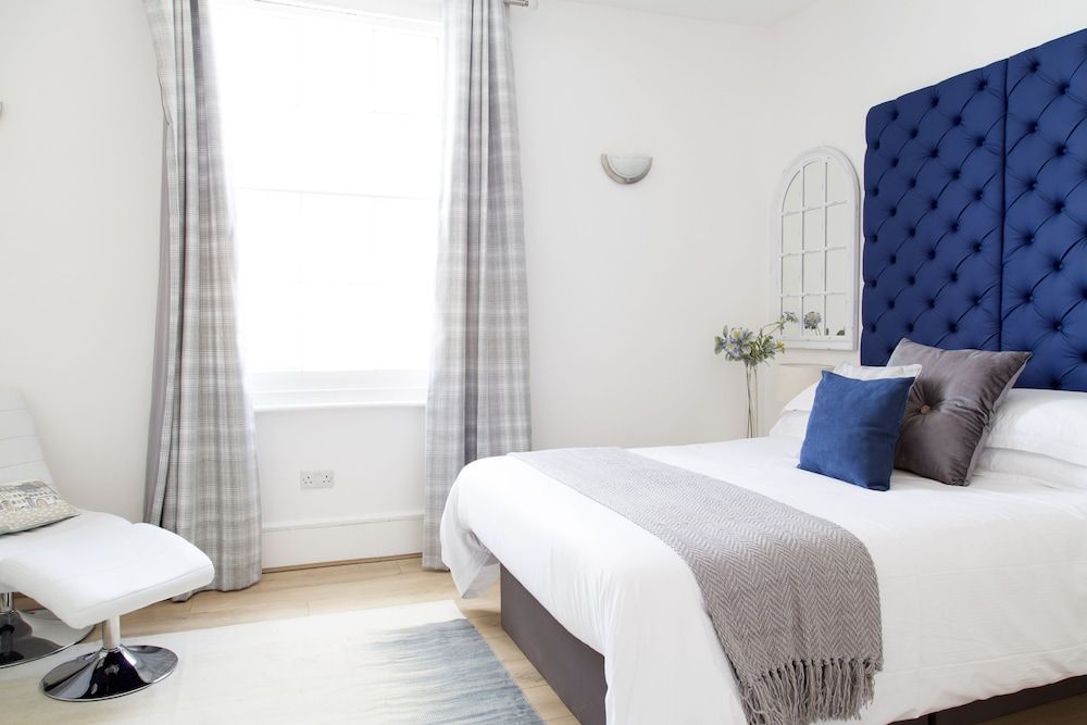 undefined Cambridge City Studios by Paymán Club 10