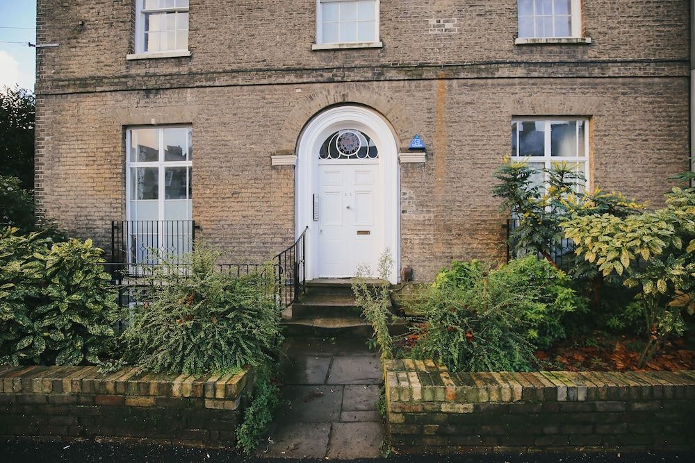 undefined Cambridge City Studios by Paymán Club 7