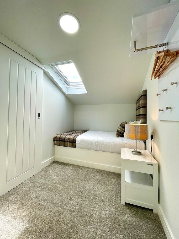 Single Room (St Andrews)