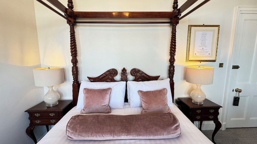 Double Room, Sea View (Four Poster Bed Dulsie)