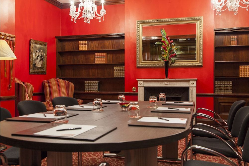 undefined Thistle London Hyde Park Lancaster Gate 9