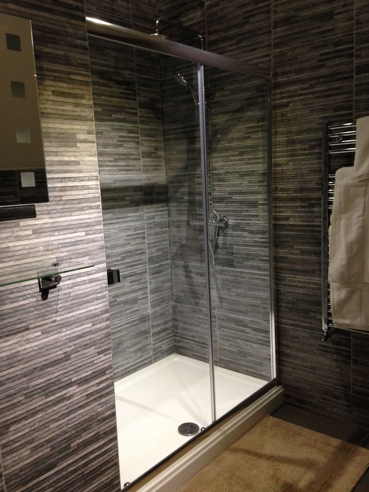 HILLS FARM STAYS Honeymoon Suite 7