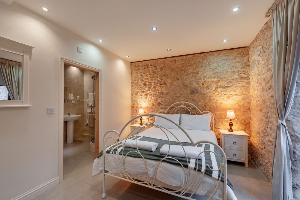 Luxury Apartment, 2 Bedrooms, Ground Floor