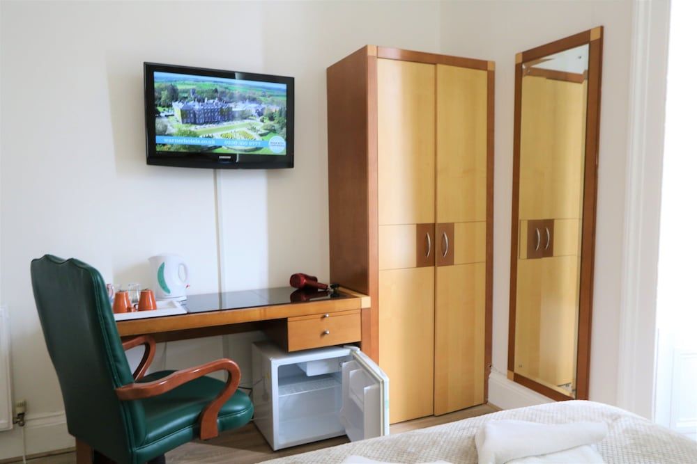 The Valentine Townhouse Hotel Deluxe Double Room, 1 Queen Bed, Garden View 8