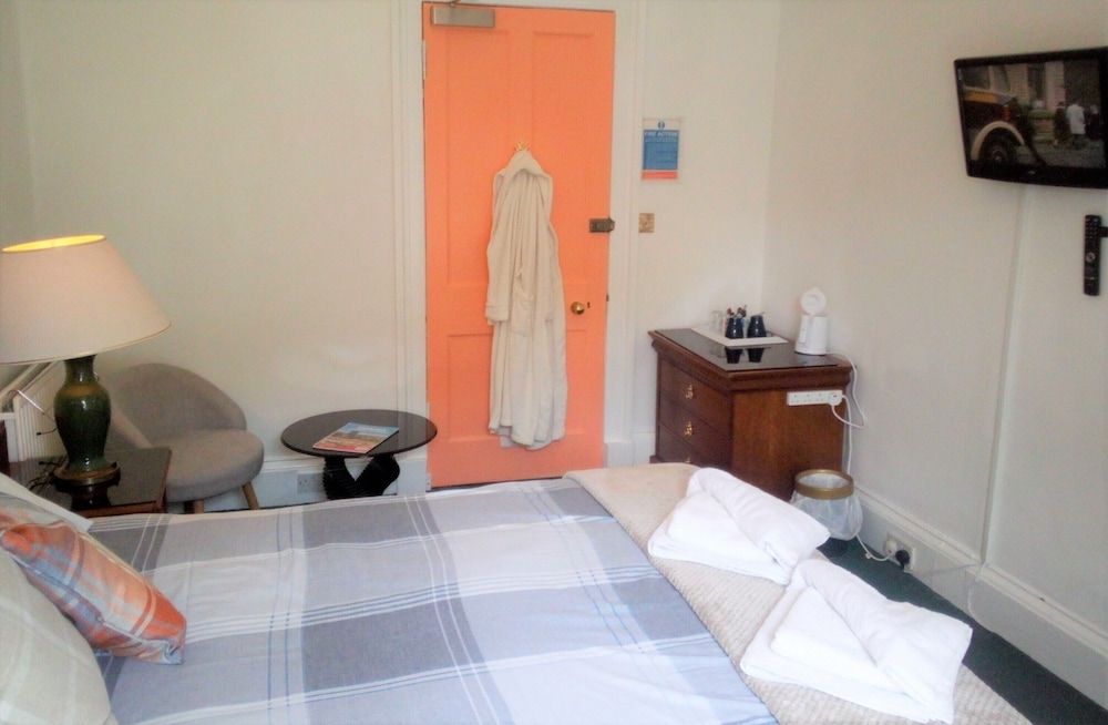 Superior Double Room, 1 Queen Bed, Garden View (External Bathroom)