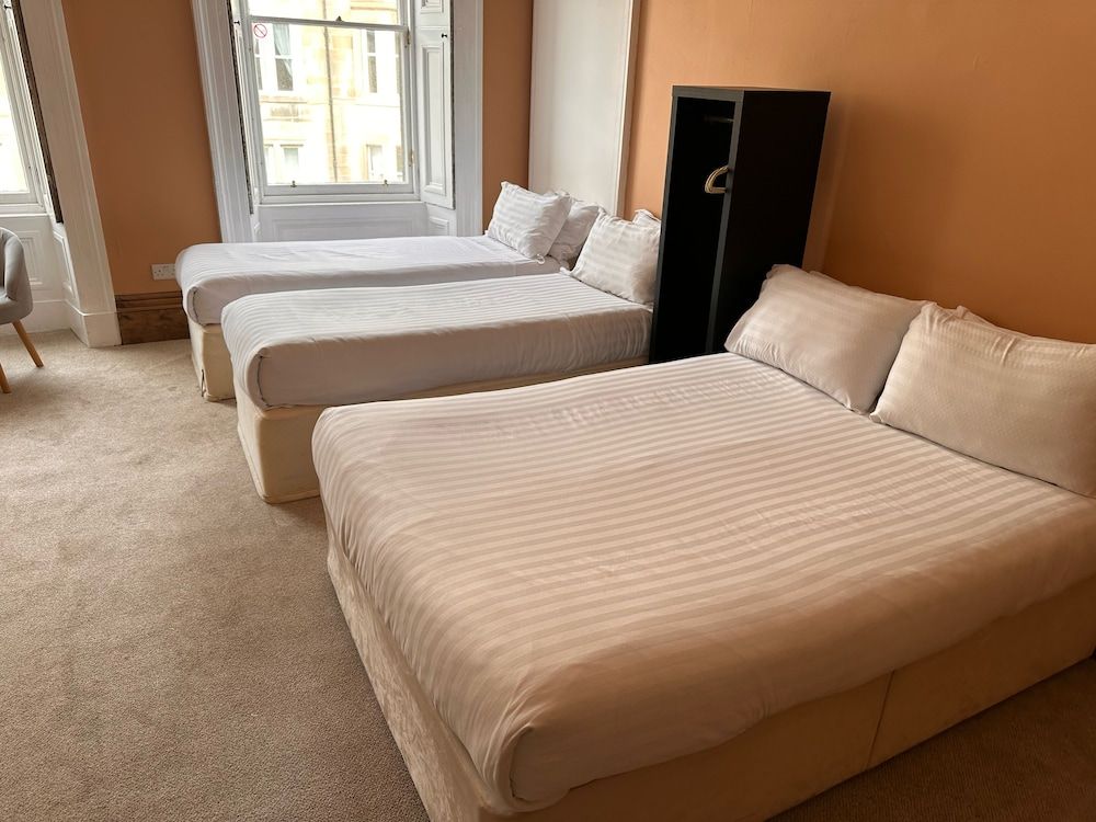 undefined The Valentine Townhouse Hotel 5