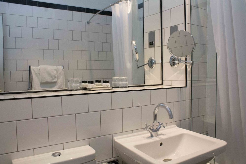 Peebles Hydro Hotel Standard Single Room 4