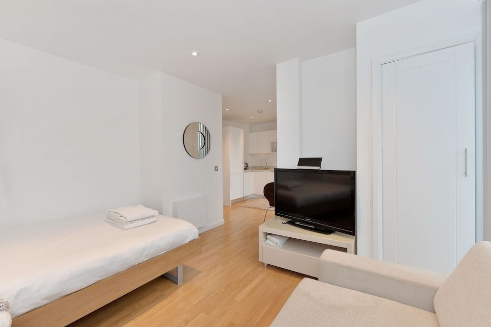 The Kensington Residencies Classic Studio, Balcony, City View 6