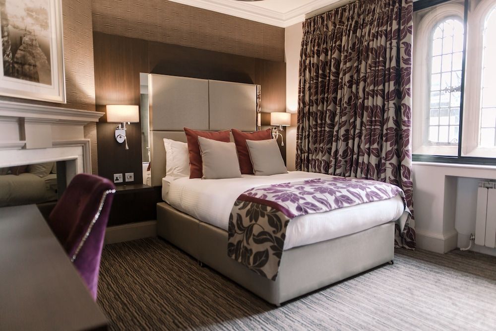 Classic Double Room