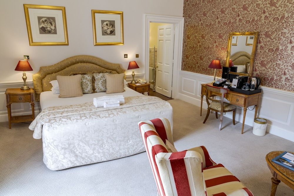 Hintlesham Hall Hotel Superior Double Room, 1 Double Bed 6