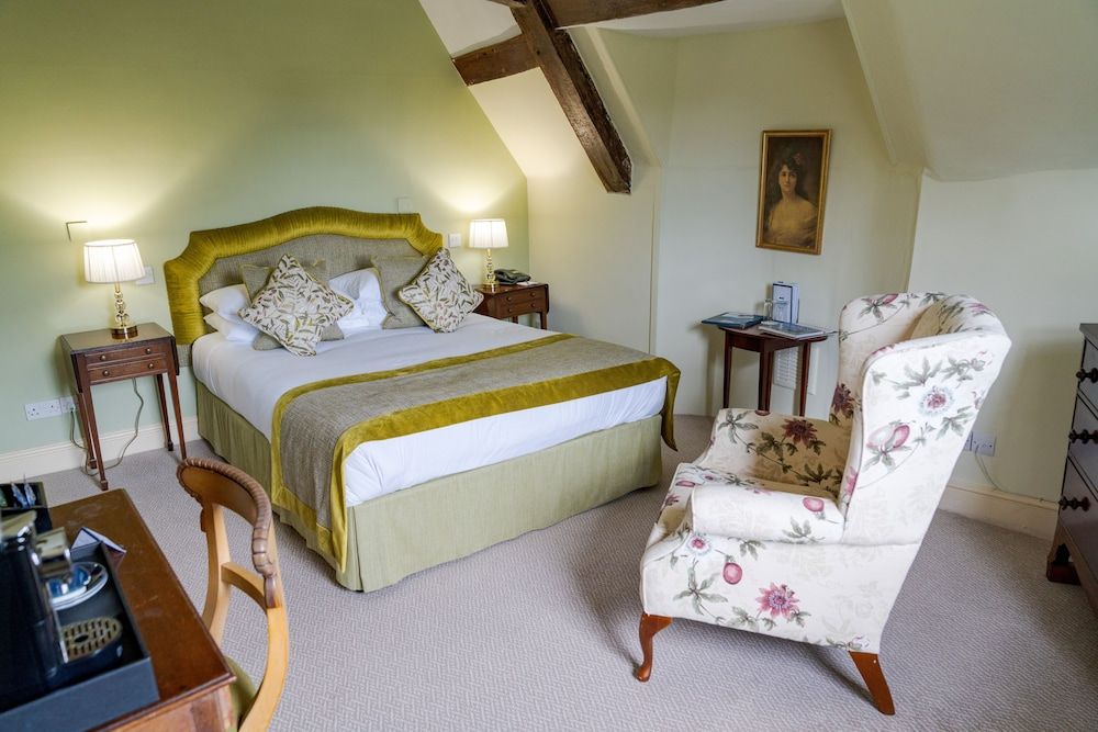 Hintlesham Hall Hotel Standard Double Room 2