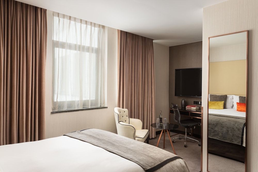 Montcalm Royal London House, London City Superior Double Room 2