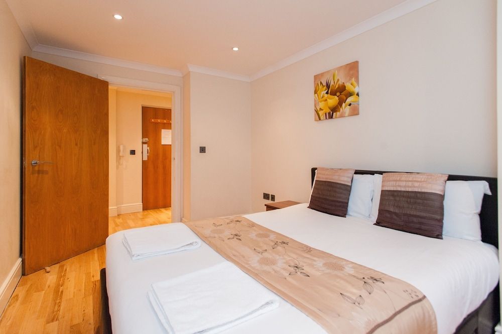 London Serviced Apartments Apartment, 2 Bedrooms 9