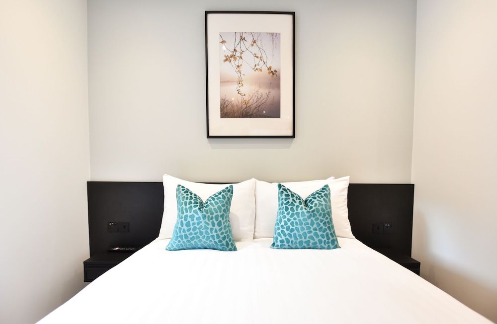 undefined St James House Serviced Apartments by Concept Apartmentsv 6