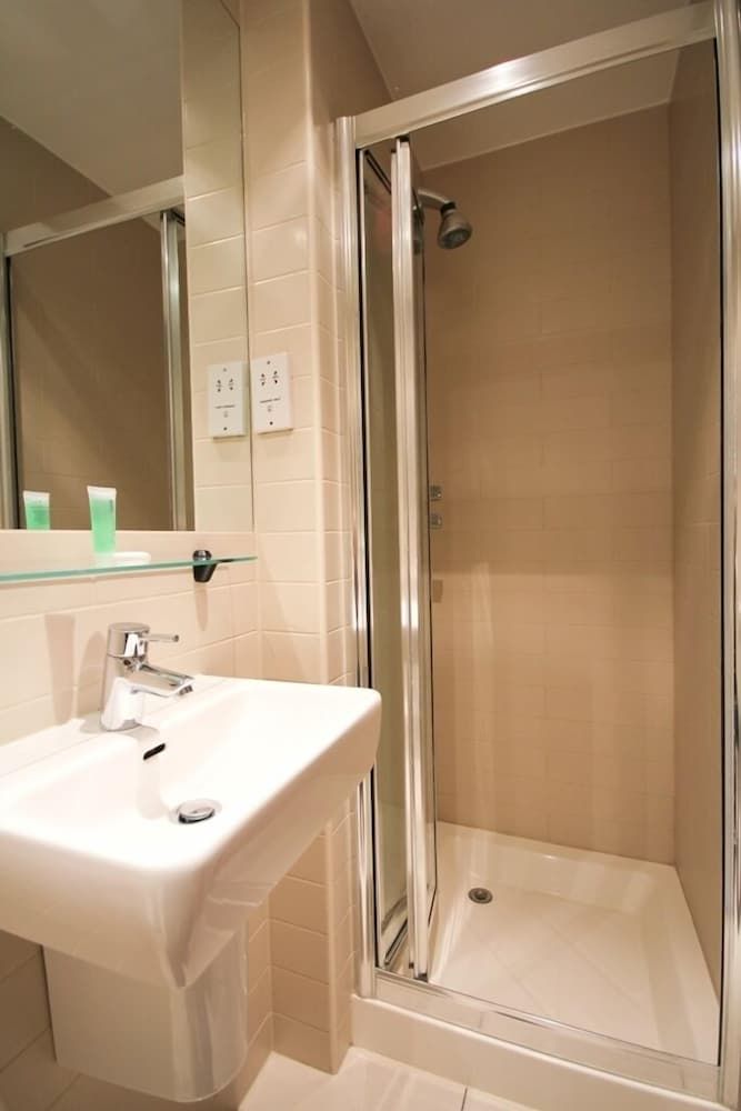 St James House Serviced Apartments by Concept Apartmentsv Deluxe Studio Apartment 6