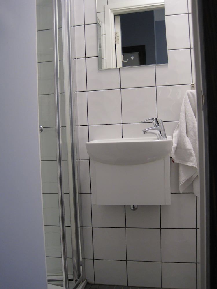 The Angus Hotel Double Room 16