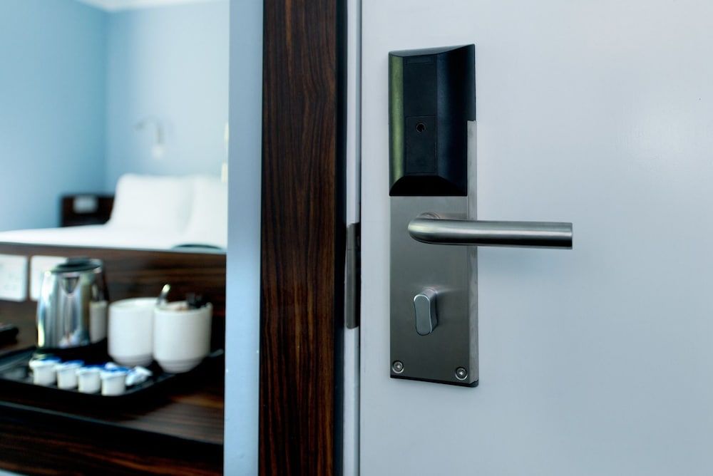 The Angus Hotel Double Room 9