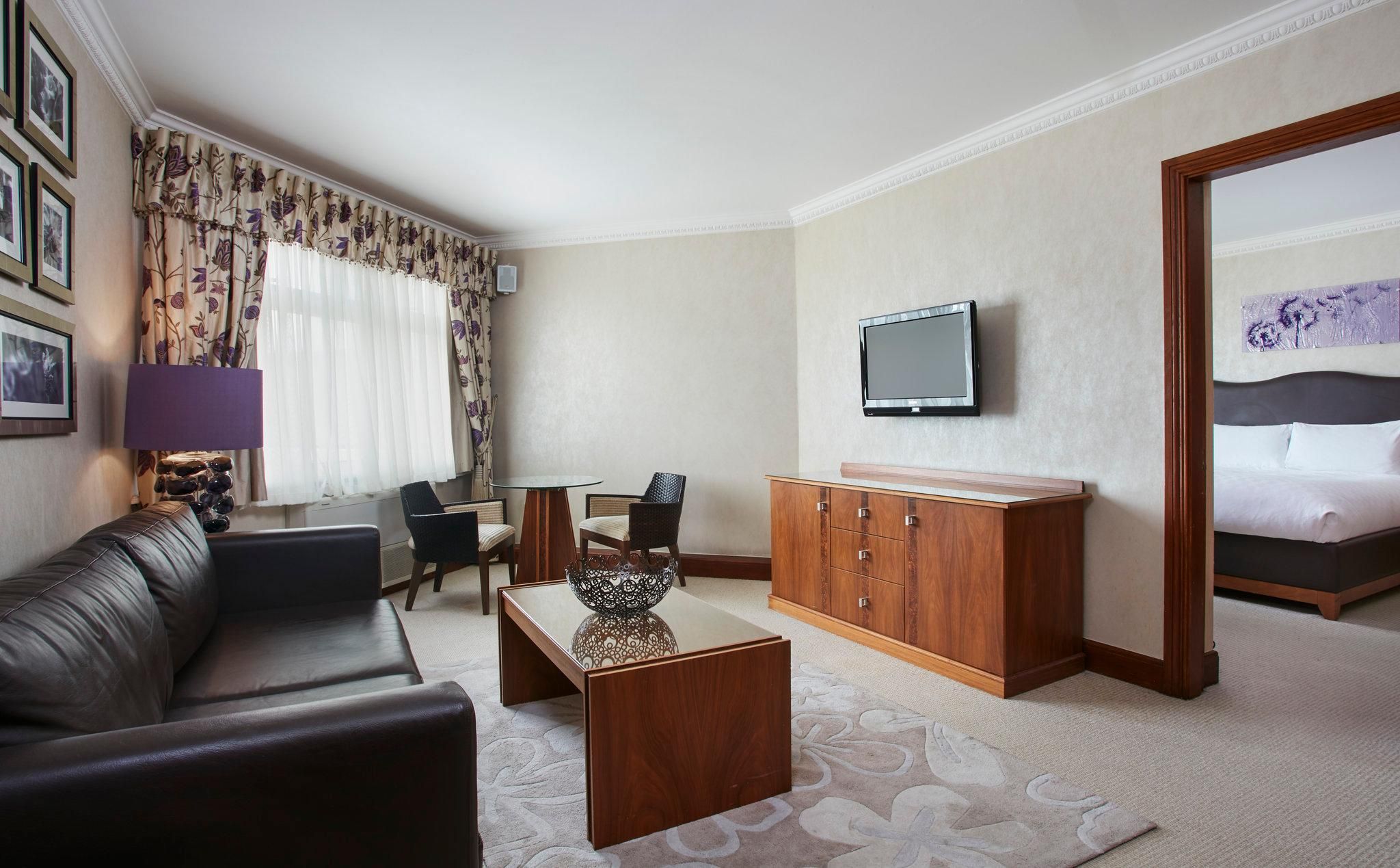 Leonardo Hotel Cheltenham Standard Suite 3