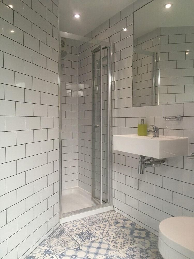 St Athans Hotel Double room with shared bathroom 5