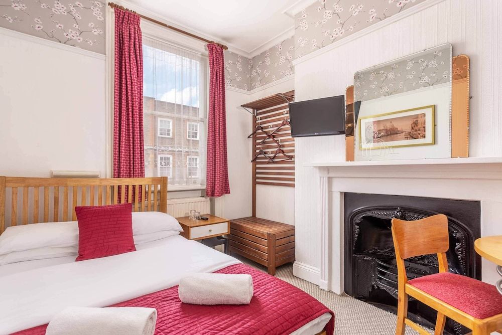 St Athans Hotel Double room with shared bathroom 3