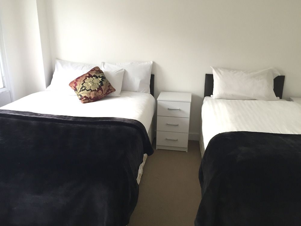 undefined Blandford Street Apartments 4