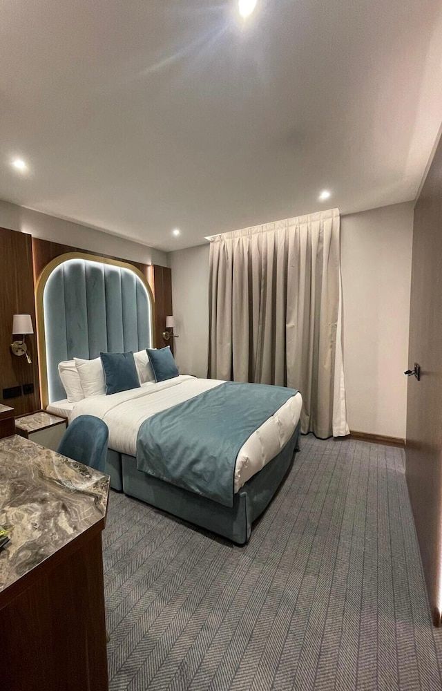 undefined St. Mark Hotel 2