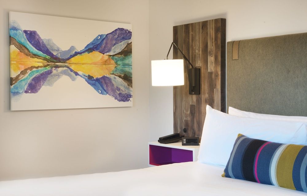 Hotel Becket, BW Signature Collection Standard Room, 2 Queen Beds, Non Smoking (Pet Friendly) 3