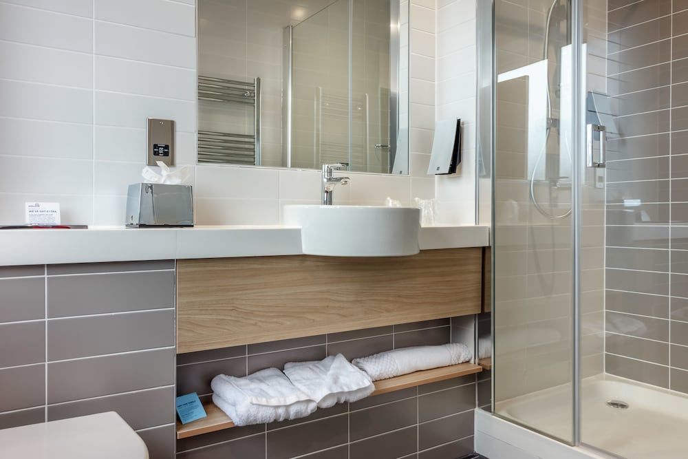 Standard Room (with Free Hot Breakfast)