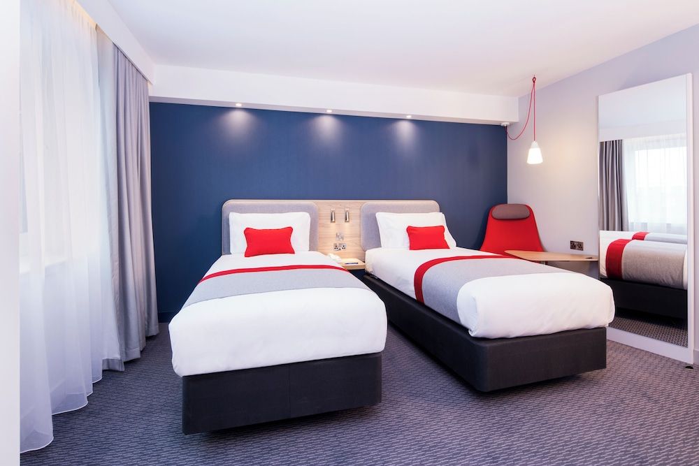 Standard Room, 2 Twin Beds (with Free Hot Breakfast)