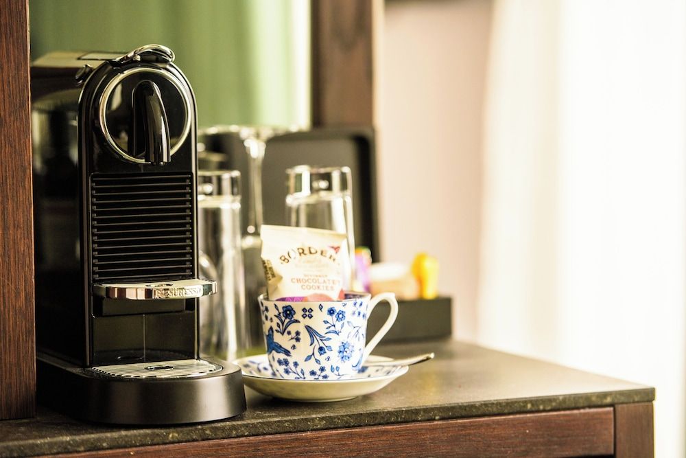 Clayton Hotel Cambridge Deluxe Double Room 9