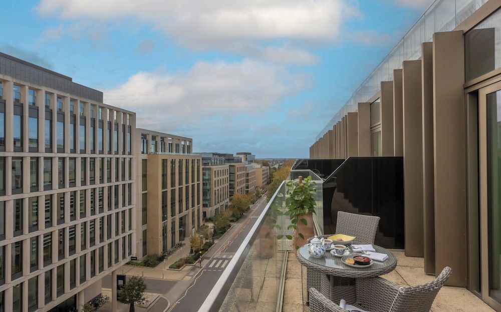 undefined Clayton Hotel Cambridge 9