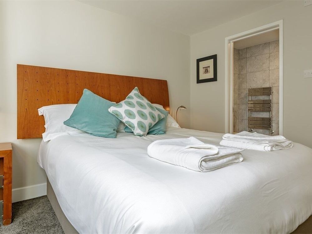 Blue Star House Deluxe Double Room