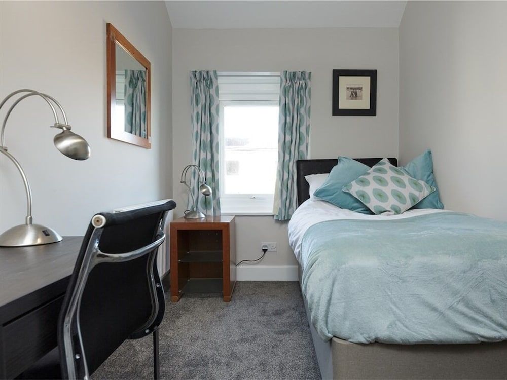 Blue Star House Comfort Single Room 2