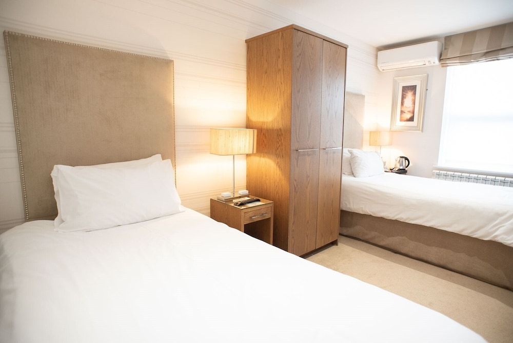 McCafferty’s Guesthouse Twin Room 4