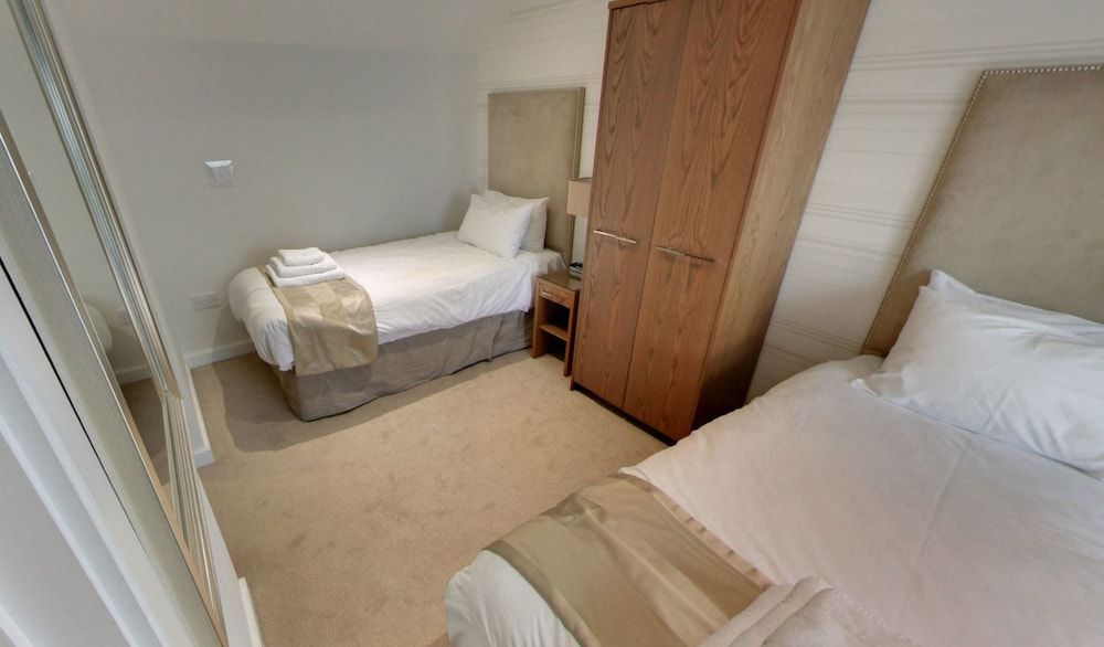 McCafferty’s Guesthouse Twin Room 2