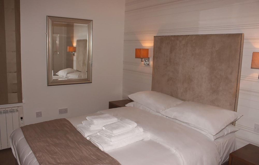 McCafferty’s Guesthouse Family Room 5