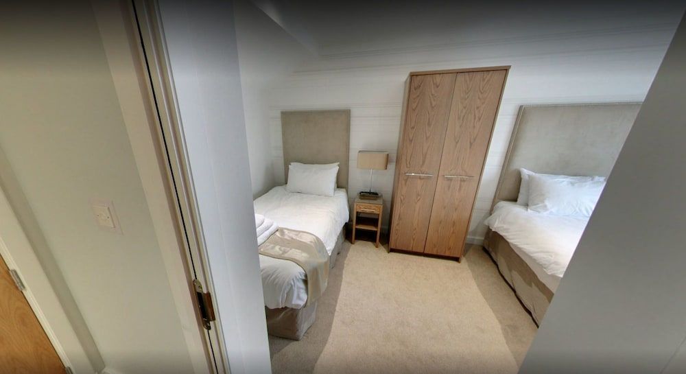 McCafferty’s Guesthouse Twin Room 3