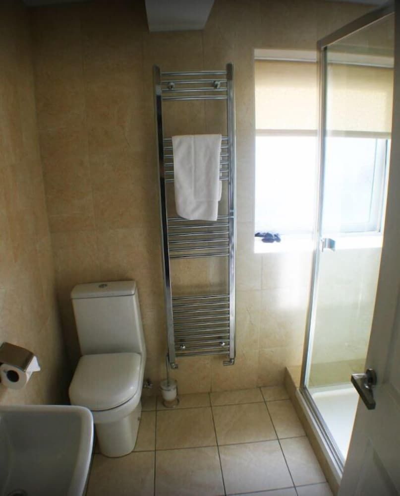 McCafferty’s Guesthouse Family Room 12