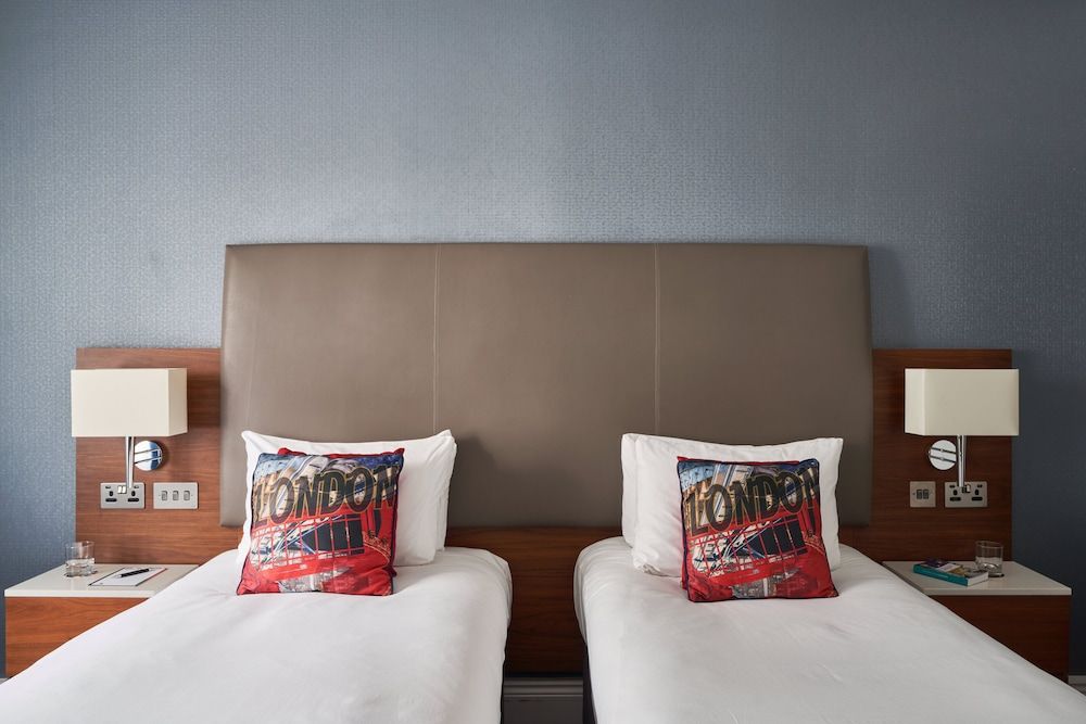 undefined The Cumberland, London 9